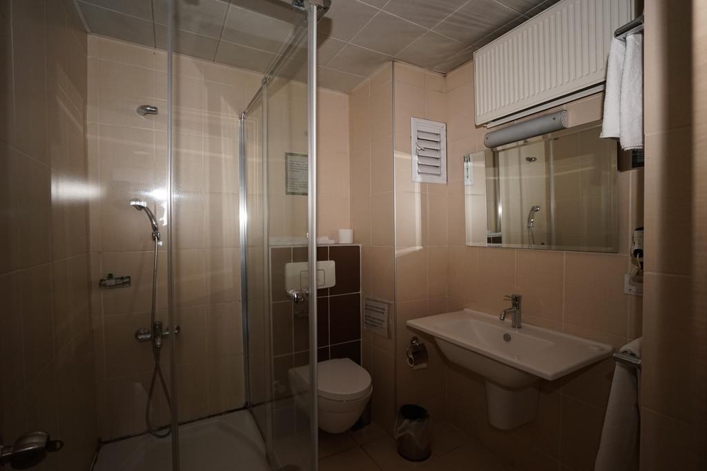 Yalihan Ari Hotel Unye Εξωτερικό φωτογραφία